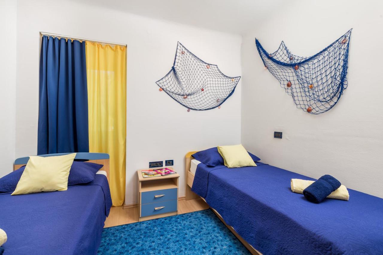 Villa Summer Oasis Dobrinj Exterior photo